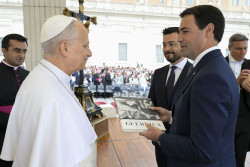 El Papa cita en su primera enc&iacute;clica el el Guernica como "denuncia de la deshumanizaci&oacute;n"