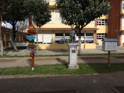 El Parlamento insta al Gobierno de Cantabria a abrir los centros educativos más allá de su jornada lectiva