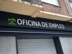 El paro registrado sube en 19.517 personas en julio y vuelve a superar los 2,3 millones