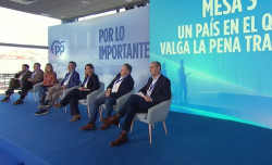 El portavoz del PP c&aacute;ntabro destaca la apuesta por la simplificaci&oacute;n administrativa frente a la "hiperregulaci&oacute;n"