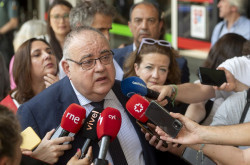 El PP advierte de que pedir&aacute; la dimisi&oacute;n de M&oacute;nica Garc&iacute;a si no para la huelga de m&eacute;dicos de abril