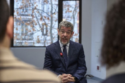 El PP alerta de que el FMI se&ntilde;ala al Gobierno por sus pol&iacute;ticas "erradas" en vivienda y productividad