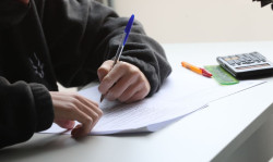 El PP insta al Gobierno a aprobar unos curr&iacute;culos de Bachillerato comunes elaborados por una comisi&oacute;n independiente