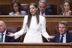 El PP reprocha a S&aacute;nchez sus "amenazas" por los pactos con Vox y le pregunta si rodear&aacute; parlamentos o usar&aacute; a militares