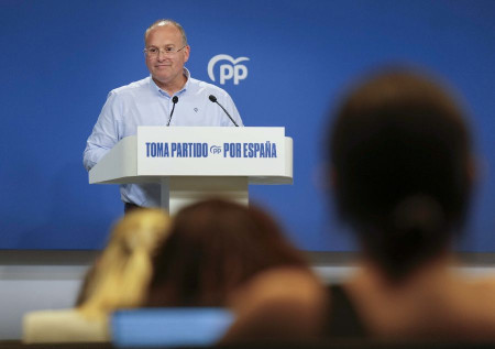 El PP ve "lamentable" que "todo un presidente del Gobierno" alentara el boicot a la Vuelta: "Es una irresponsabilidad"