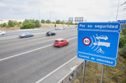 El PSOE quiere bajar los umbrales de velocidad delictiva de 60 a 50 km/h en ciudad y de 80 a 70 km/h en carretera