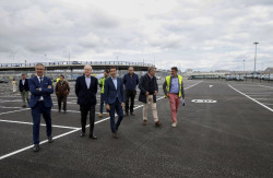  El Puerto de Santander suma 45.000 metros cuadrados para acoger m&aacute;s de 1.800 veh&iacute;culos