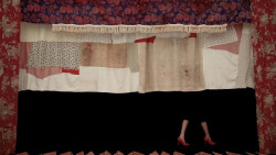 El Reina Sofía presenta `lindalocaviejabruja`, una exposición sobre la "historia fragmentada y dolorosa de la mujer"