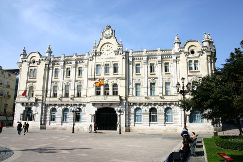 El representante del PRC en Santander, pregunta si los gastos del viaje de la alcaldesa a Bruselas los ha pagado el Ayuntamiento y &eacute;ste nos informan que del Ayuntamiento no ha salido un euro