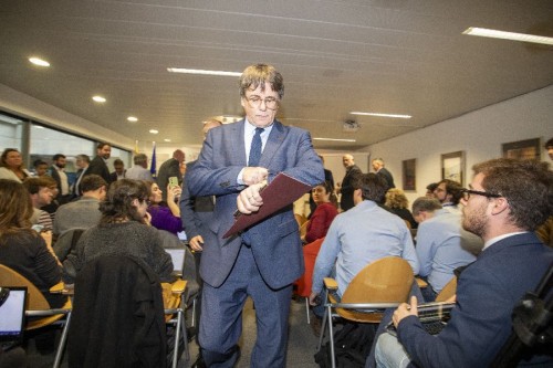 El Supremo abre causa penal al expresidente catalán Carles Puigdemont por delitos de terrorismo