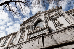 El TS avala el castigo a un guardia civil que se emborrach&oacute; en Moncloa y ense&ntilde;&oacute; el culo al jefe de escoltas de S&aacute;nchez