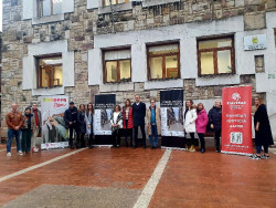 Empresas de moda, artistas y diseñadores cántabros participan en el `Torrelavega Fashion Day`