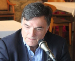 En un viejo país ineficiente, algo así como España entre dos guerras civiles Por Guillermo Pérez-Cosío