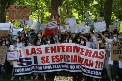 Enfermeros convocan una "gran manifestaci&oacute;n" el 18 de junio en Madrid para denunciar el "grave abandono" de la sanidad