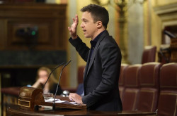 Errejón va a ser juzgado por agresión y como hace la ultraizquierda ataca al juez para cohibirlo