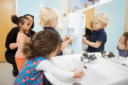 Establecer una rutina a los ni&ntilde;os ayuda a reducir su riesgo de obesidad, diabetes y otras enfermedades