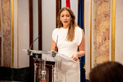 Ester Mu&ntilde;oz (PP) acusa a Pedro S&aacute;nchez de ver en el TC un tribunal que "puede limpiar las cosas que hace el Gobierno"