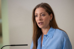 Ester Mu&ntilde;oz se pregunta si el respaldo del Gobierno a Marruecos tiene que ver con el hackeo de m&oacute;viles del Ejecutivo