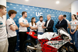 Estudiantes de la UC fabrican un prototipo de moto de competici&oacute;n con el apoyo de SODERCAN