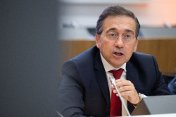 Exteriores admite que ser&aacute; "muy dif&iacute;cil" cumplir a tiempo para que afectados por `ley de nietos` puedan votar