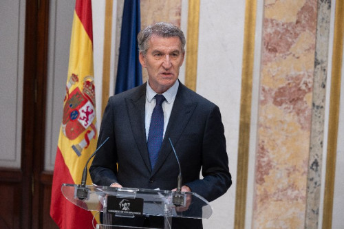 Feij&oacute;o acusa a S&aacute;nchez de usar la vivienda con "c&aacute;lculo electoral" y le reta a convocar elecciones: "Estoy listo"