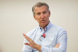 Feij&oacute;o cree que el Rey "quiere ir a Ceuta" porque "le corresponde" y pide al Gobierno que lo "autorice"