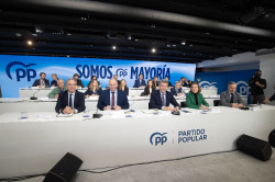 Feij&oacute;o da por amortizado el "miedo a la ultraderecha" que agita S&aacute;nchez y prepara al PP para la "batalla definitiva"