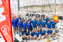Felipe VI, al tim&oacute;n del Aifos en el estreno en Palma de la Copa del Rey MAPFRE de vela