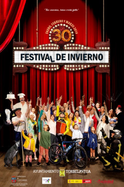 Festival de invierno en Torrelavega, humor a raudales, actrices, escenógrafos.... que comparten sus sueños en el escenario