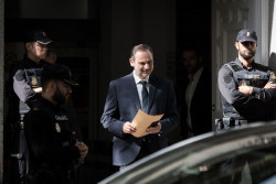 Fiscalía sitúa el origen de la conexión entre Ábalos y Koldo en "los viajes" de las segundas primarias que ganó Sánchez