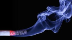 Fumar multiplica por 2,4 el riesgo de padecer de forma grave el coronavirus