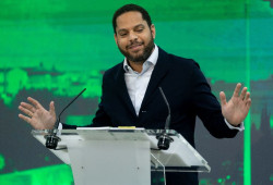 Garriga (Vox) espera que "muy pronto" se pueden anunciar pactos con el PP en las CCAA, pero no ser&aacute;n todos a la vez