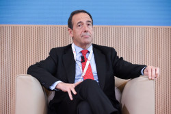 Gort&aacute;zar (Caixabank) estima que el BCE elevar&aacute; los tipos de inter&eacute;s hasta en tres ocasiones en 2026