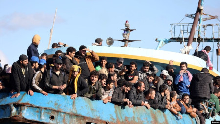 Grecia reivindica la alianza con Marruecos, que se mueve, no como el gobierno de S&aacute;nchez, y tratan la invasi&oacute;n de Ceuta como una  la crisis migratoria