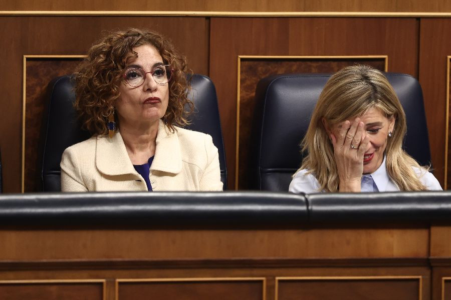 Hacienda se reafirma en su postura ante Trabajo y avisa: Si el SMI no ...