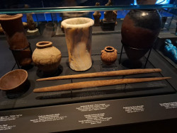 Hallan en el MAN dos bastones egipcios predin&aacute;sticos que podr&iacute;an ser insignias de poder: "Ser&iacute;a realmente excepcional"