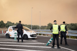 Hasta 33 carreteras afectadas por los incendios: 11 en Toledo, 10 en &Aacute;vila y 7 en Madrid