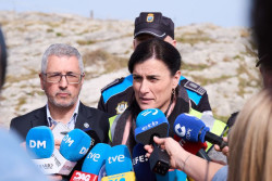 Igual, sobre El Bocal y aparentemente exonerada de responsabilidad pide : "Que todo el mundo diga la verdad para que se sepa cuando antes"