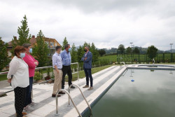 Inaugurada la nueva piscina municipal de Penagos, que ha contado con 90.000 euros del Gobierno