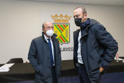 Industria y Ayuntamiento de Torrelavega fijan como "prioridades" generar suelo industrial y comarcalizar el Torreb&uacute;s
