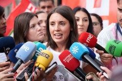 Irene Montero avisa de que no aceptar&aacute; un "tr&aacute;gala" con el RD de Vivienda y apoyar&aacute; que se prolongue la acampada de Sol