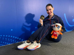 Iris Ti&oacute; logra un hist&oacute;rico oro en el Solo Libre del Mundial de Singapur