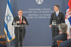 Israel dice que "cumplirá sus objetivos" a pesar del plan de Trump y alerta de una posible negativa de Hamás