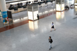 Jap&oacute;n, m&aacute;s cerca del estado de emergencia al registrar por vez primera m&aacute;s de 300 nuevos casos en un d&iacute;a