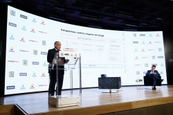 Javier Tebas: "Para m&iacute; supone much&iacute;simo que pueda ir gente a un solo partido esta temporada"