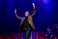 Joan Manuel Serrat, Medalla de Honor de la SGAE