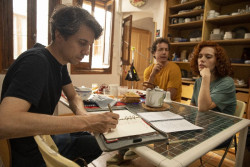 Jon&aacute;s Trueba dirige `Volver&eacute;is` y defiende su pertenencia a una saga del Cine: "Esa etiqueta siempre va a estar ah&iacute;"