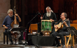 Jordi Savall dirige en Santillana del Mar al grupo Hesp&egrave;rion XXI en un concierto de la Consejer&iacute;a de Cultura