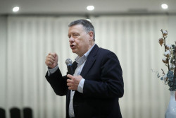 Jordi Sevilla apunta que una alternativa a S&aacute;nchez "no se improvisa" y a&uacute;n no ha decidido su voto: "Es muy pronto"