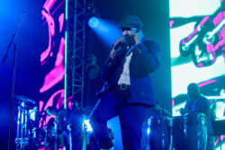 Juan Luis Guerra sube la bilirrubina a su paso por Madrid en una gran fiesta de bachata, salsa y merengue
